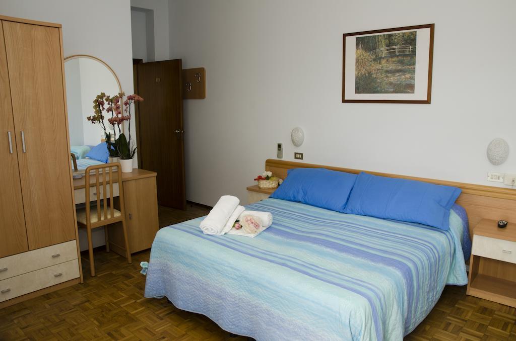 Hotel Consul Milano Marittima Chambre photo